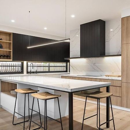 Kirks On Park - Brand New Luxury Home, Great Location Sorrento Luaran gambar